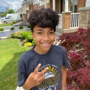 Meet your Posher, Layla